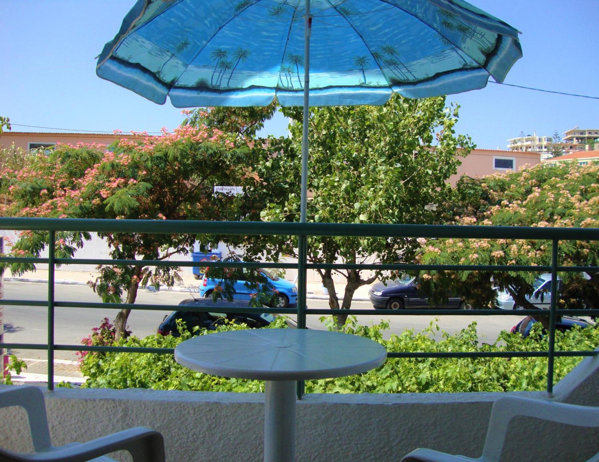 Lefka Hotel Колимвари Стая снимка